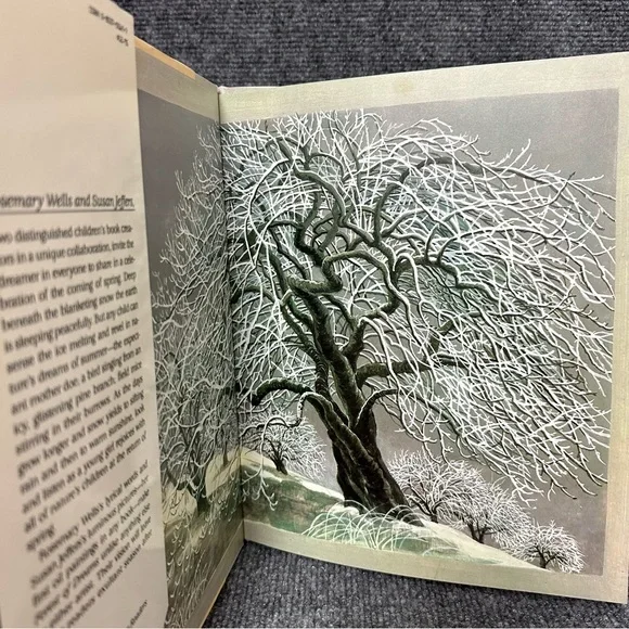 Forest of Dreams FIRST edition with DJ 1988 by Rosemary Wells and Susan Jeffers - Picture 3 of 14